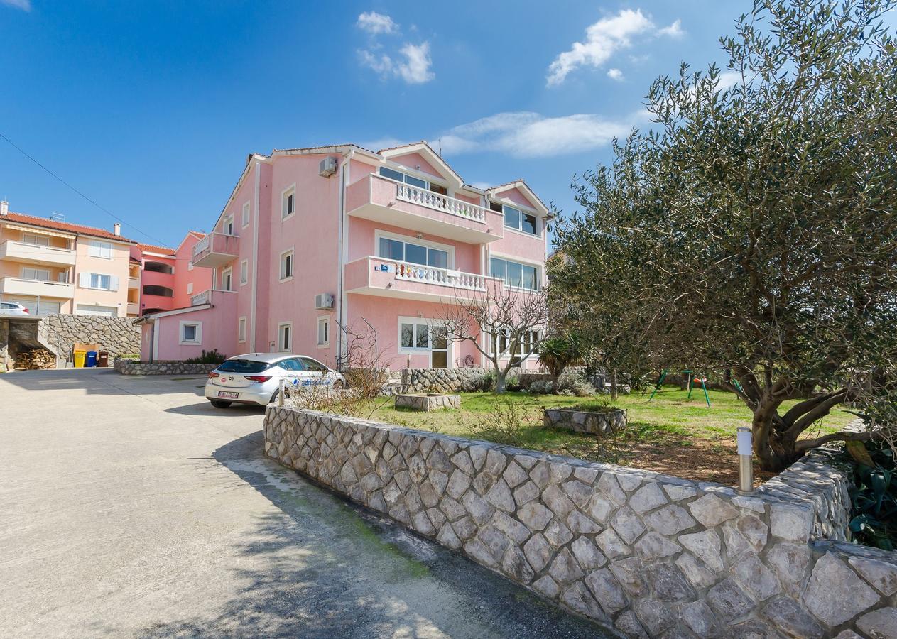 Apartments Krunoslav Punat Exterior photo