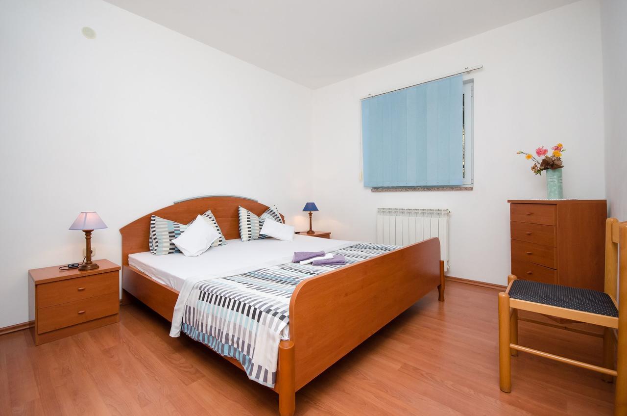 Apartments Krunoslav Punat Exterior photo